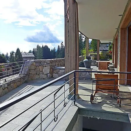 Crans-montana Sleeps 10 Pool Wifi 펜션